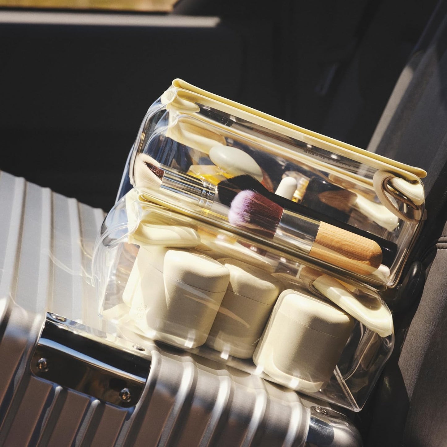 Cadence Travel Containers - Full Skincare Set - Magnetic Containers with Lids,Carry On Travel Essentials For Women/Men - 2 Small (0.56oz), 4 Medium Capsules (1.32oz), & Extender (1.43oz) - Charcoal