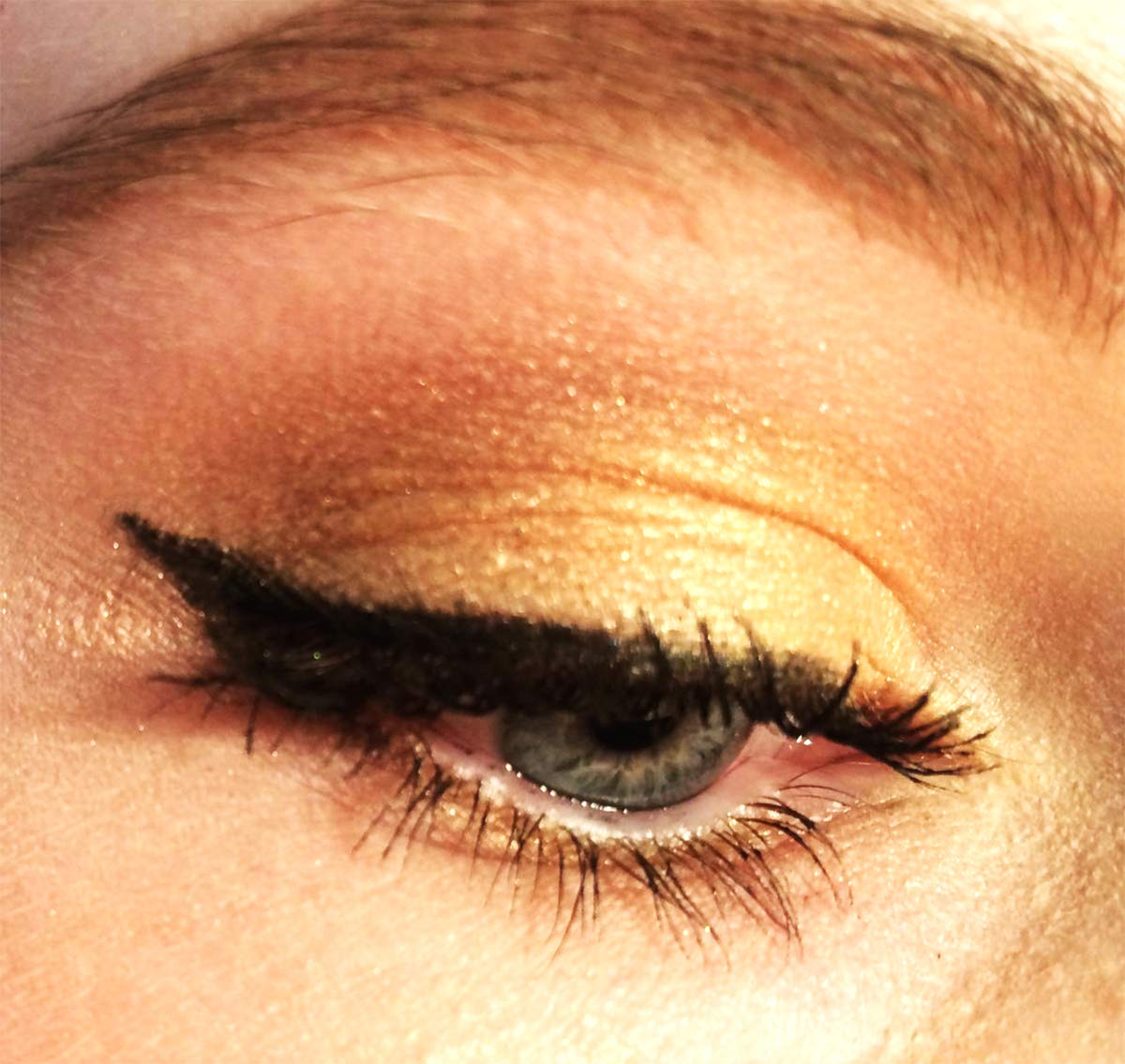 Full Moon Nude Beige Gold Shimmer Glam Single Loose Powder Eyeshadow; Vegan, Talc & Paraben Free