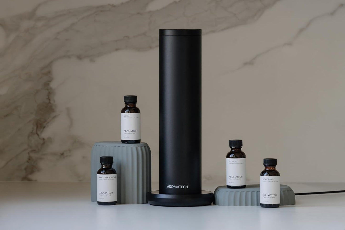 AromaTech Leather & Tobacco Aroma Oil for Scent Diffuser - 500 Milliliter