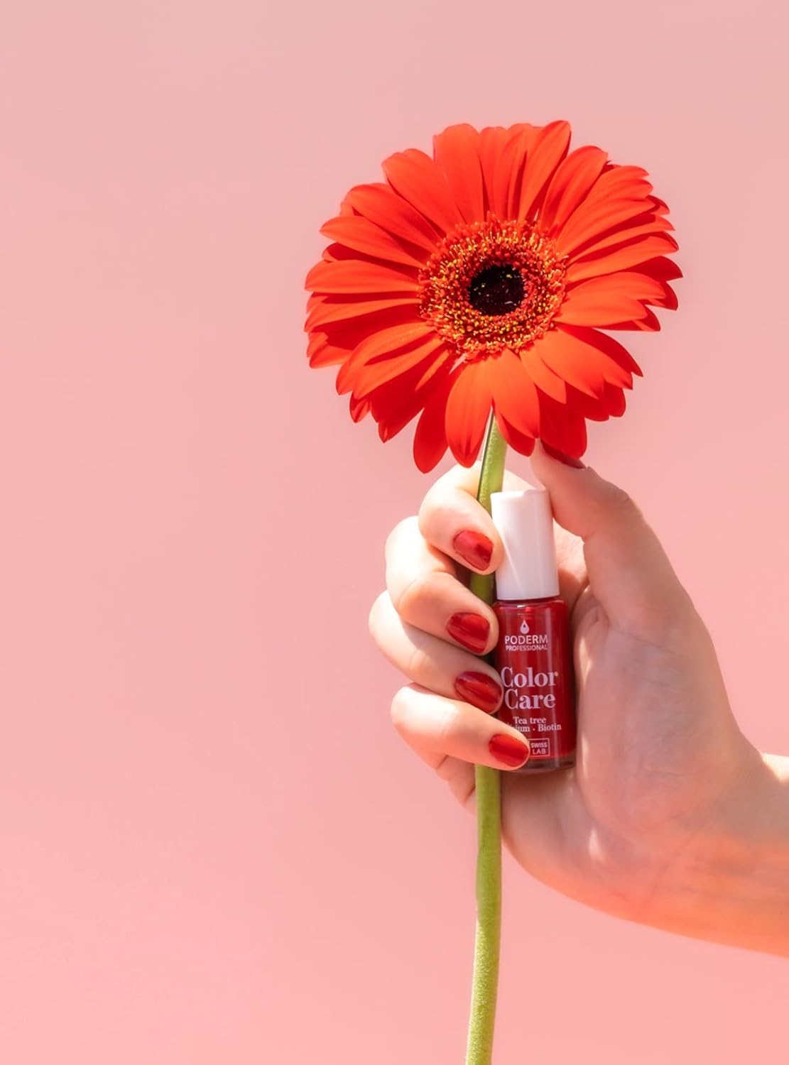 PODERM - nail Polish – Enriched with Tea Tree – Improves nail appearance – Ingredients Natural/Vegan - foot/hand - Swiss Made (Red allure)