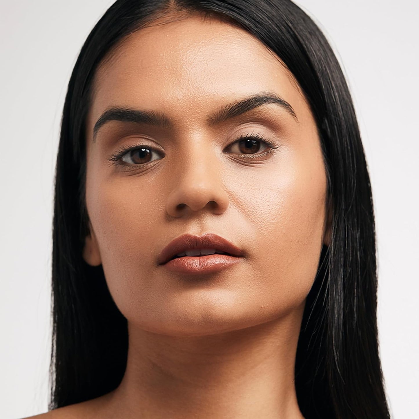 VASANTI Matte Crush Lipstick Pencil – Brownie Bite – High-Pigment, Soft Matte Lip Color – Long-Lasting, Water-Resistant, Smudge-Proof Lip Liner & Lipstick in One